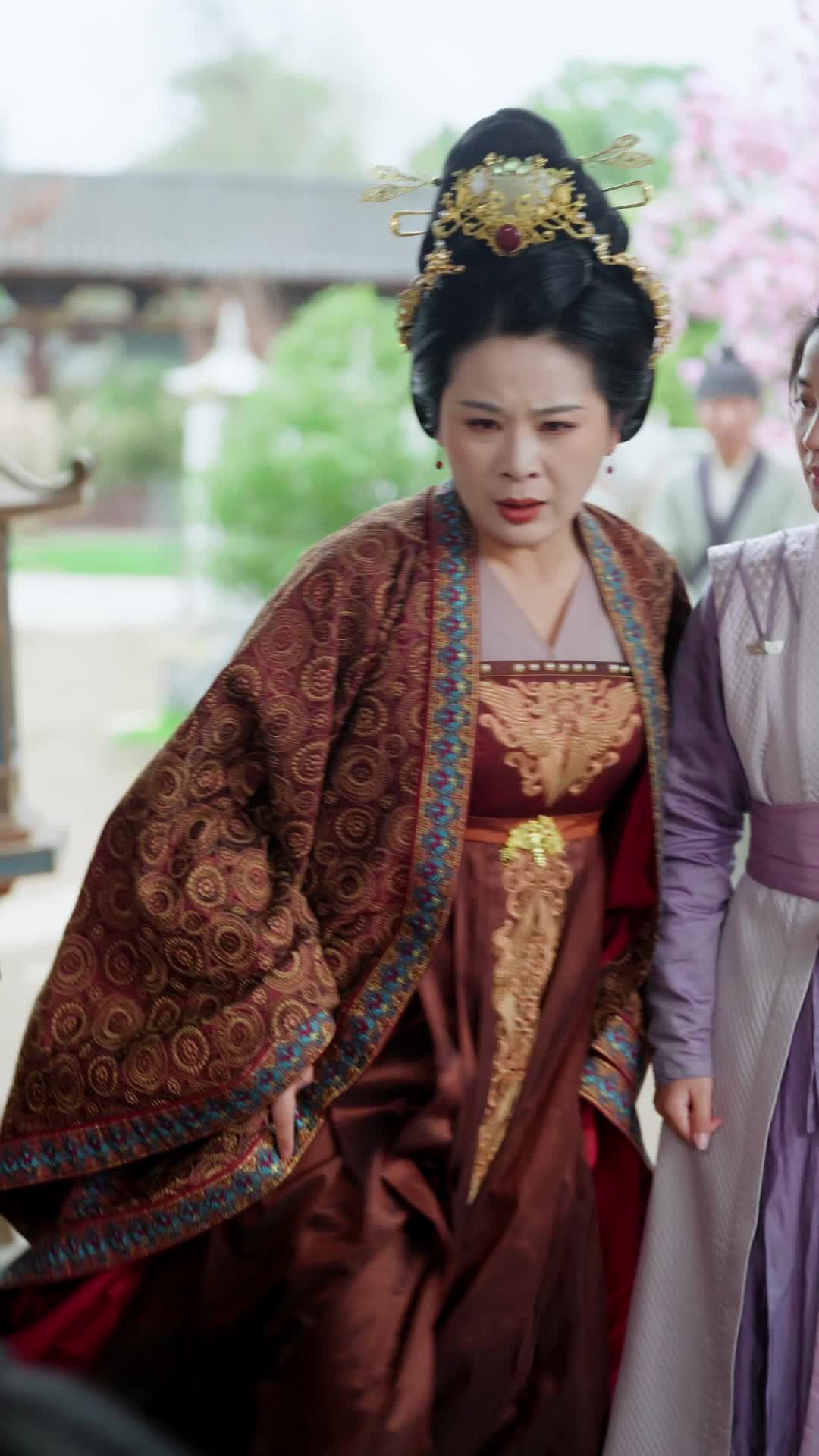 Episode 19 - The Real Heiress Strikes Back